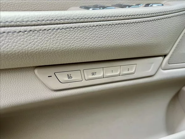 BMW Řada 7 3,0 730d xDrive záruka 2027 - foto 50