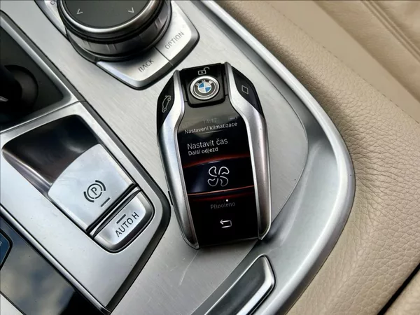 BMW Řada 7 3,0 730d xDrive záruka 2027 - foto 54