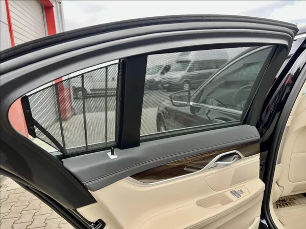 BMW Řada 7 3,0 730d xDrive záruka 2027 - foto 56