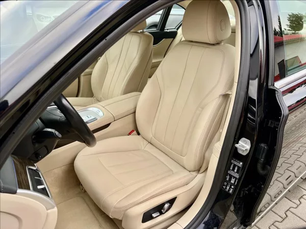 BMW Řada 7 3,0 730d xDrive záruka 2027 - foto 9