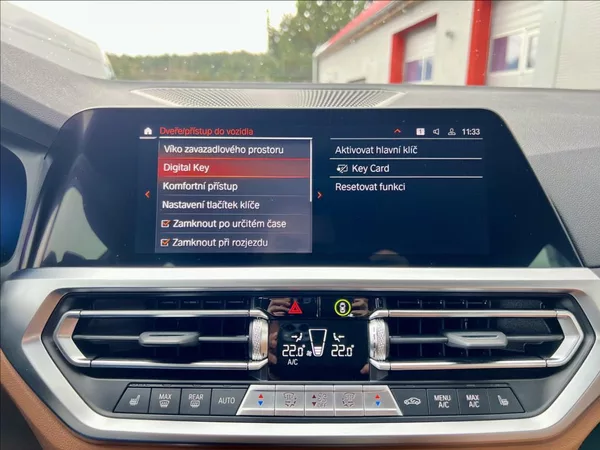 BMW Řada 3 330D xDrive M SPORT záruka - foto 32