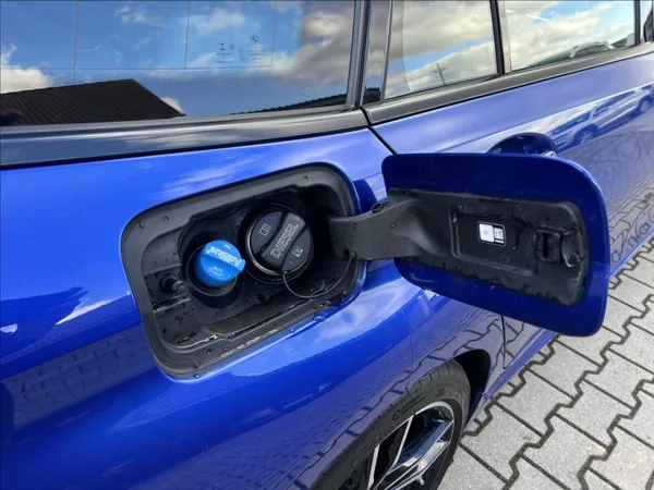 BMW Řada 3 330D xDrive M SPORT záruka - foto 57