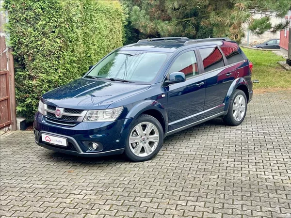 Fiat Freemont 2,0 Mjet URBAN / 7MÍST /