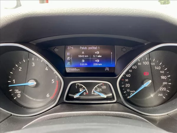 Ford Focus 1,5 TDCi NAVI VÝHŘEV - foto 22