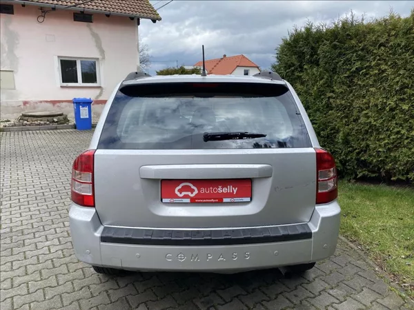 Jeep Compass 2,0 CRD LIMITED - foto 4