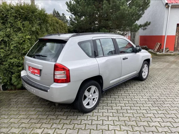 Jeep Compass 2,0 CRD LIMITED - foto 5