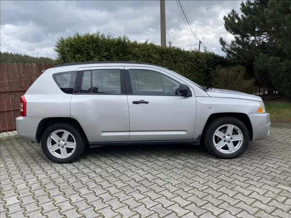 Jeep Compass 2,0 CRD LIMITED - foto 6