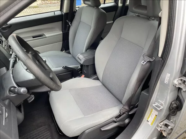 Jeep Compass 2,0 CRD LIMITED - foto 9