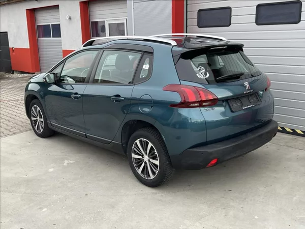 Peugeot 2008 1,2 i Allure klima ALU - foto 3