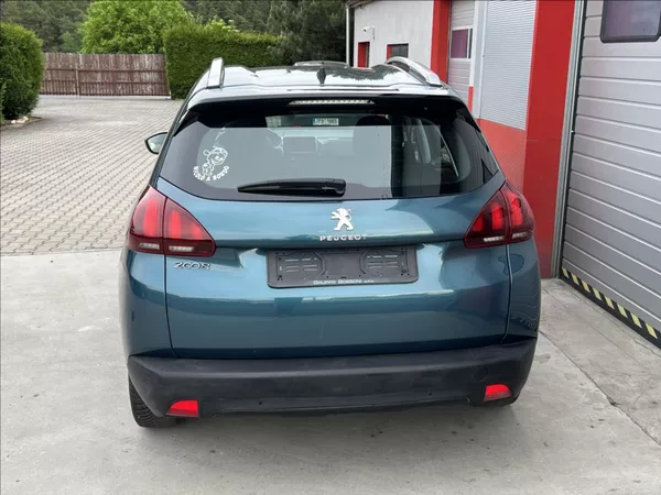 Peugeot 2008 1,2 i Allure klima ALU - foto 4