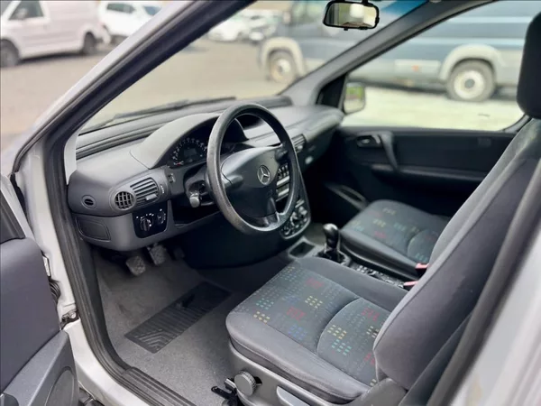 Mercedes-Benz Vaneo 170 CDi / KLIMA - foto 12