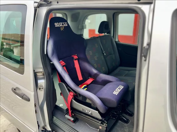 Mercedes-Benz Vaneo 170 CDi / KLIMA - foto 18