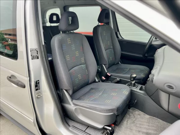 Mercedes-Benz Vaneo 170 CDi / KLIMA - foto 21