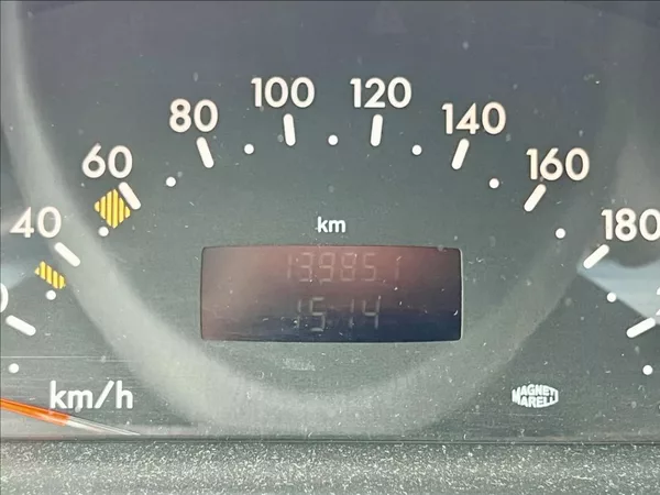 Mercedes-Benz Vaneo 170 CDi / KLIMA - foto 26