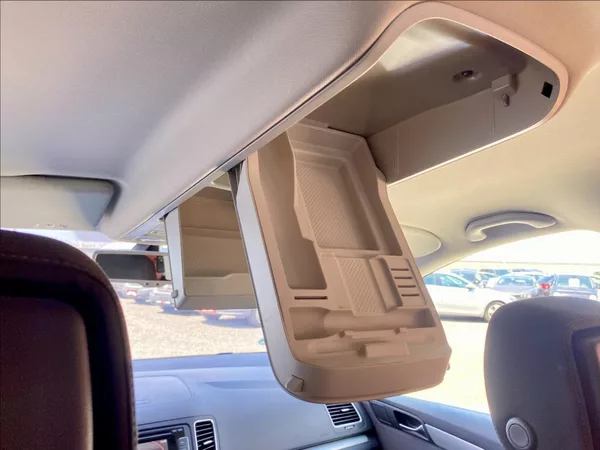 Volkswagen Sharan 2,0 TDI 103kW / DSG / VÝHŘEV - foto 38