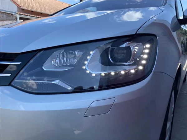 Volkswagen Sharan 2,0 TDI 103kW / DSG / VÝHŘEV - foto 44