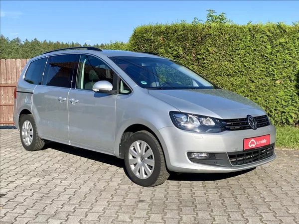 Volkswagen Sharan 2,0 TDI 103kW / DSG / VÝHŘEV - foto 7