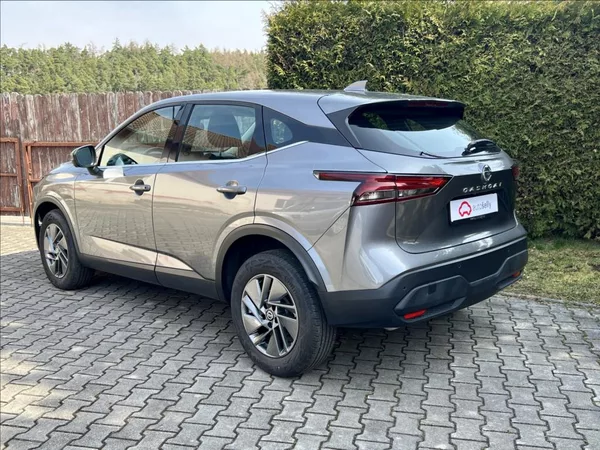 Nissan Qashqai 1,3 mHEV / Business / Xtronic - foto 3