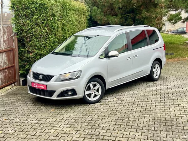 Seat Alhambra 2,0 TDi / STYLE / DSG / 7-míst