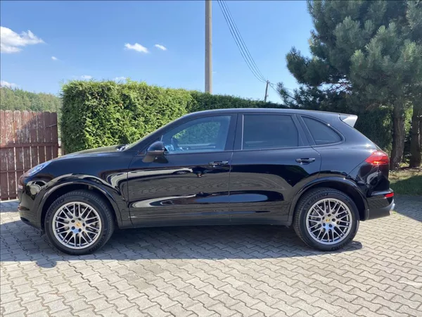 Porsche Cayenne 3,0 D PLATINUM EDITION SPORT - foto 2