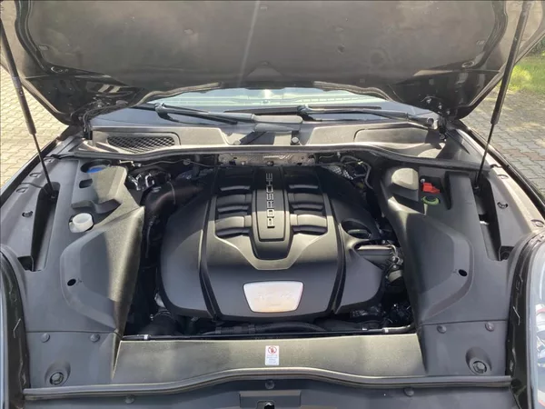 Porsche Cayenne 3,0 D PLATINUM EDITION SPORT - foto 43