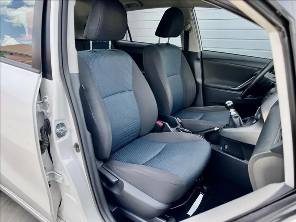 Toyota Verso 1,6 D-4D KLIMA - foto 18