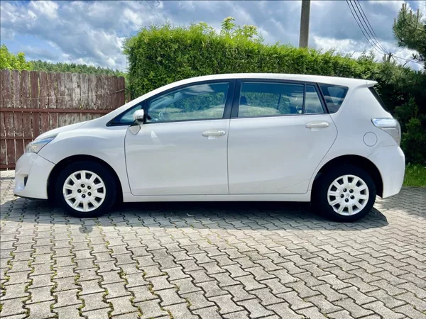 Toyota Verso 1,6 D-4D KLIMA - foto 2