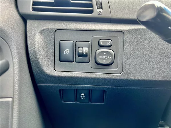 Toyota Verso 1,6 D-4D KLIMA - foto 34