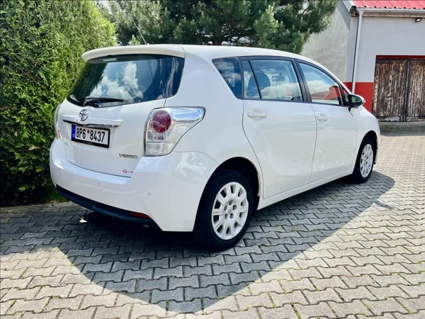 Toyota Verso 1,6 D-4D KLIMA - foto 5