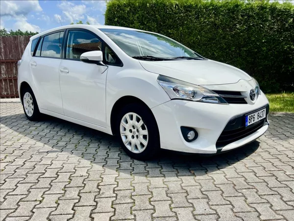 Toyota Verso 1,6 D-4D KLIMA - foto 7