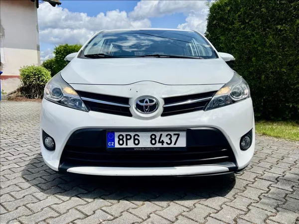 Toyota Verso 1,6 D-4D KLIMA - foto 8