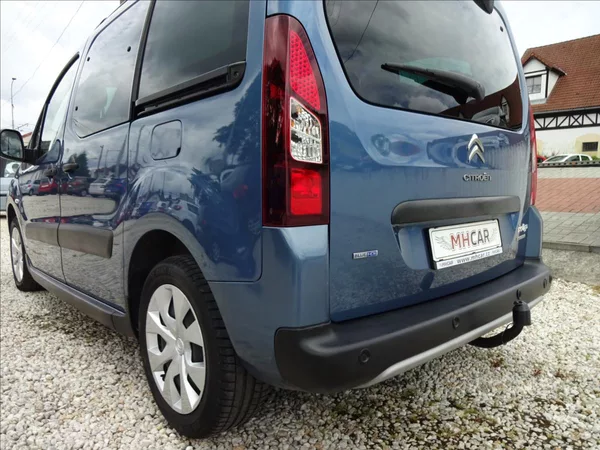 Citroën Berlingo 1,6 HDI 73kW - foto 14