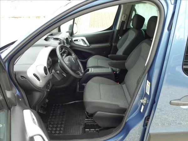 Citroën Berlingo 1,6 HDI 73kW - foto 16