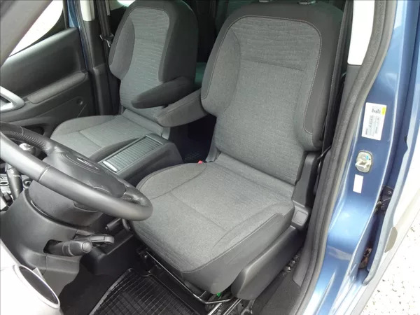 Citroën Berlingo 1,6 HDI 73kW - foto 17