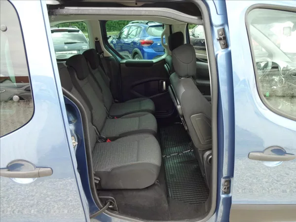Citroën Berlingo 1,6 HDI 73kW - foto 24