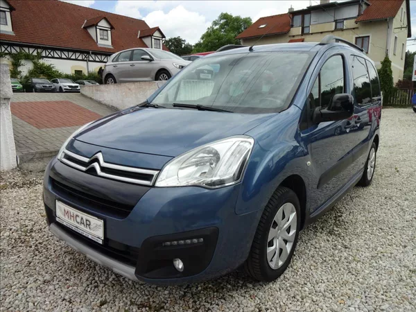 Citroën Berlingo 1,6 HDI 73kW - foto 3