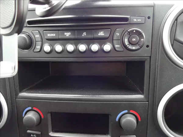 Citroën Berlingo 1,6 HDI 73kW - foto 33