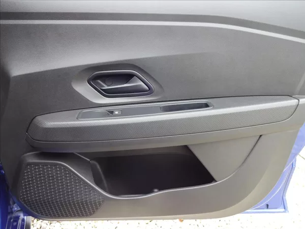 Dacia Sandero 1,0 TCe STEPWAY - foto 30
