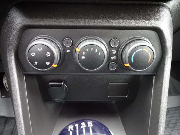 Dacia Sandero 1,0 TCe STEPWAY - foto 35
