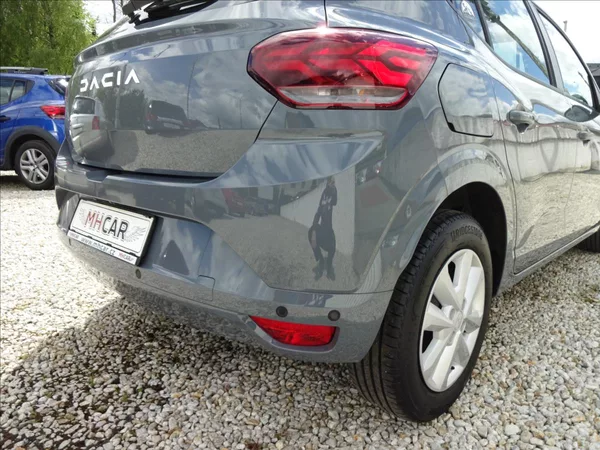 Dacia Sandero 1,0 TCe 67kW - foto 15