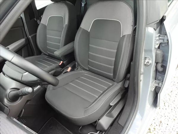 Dacia Sandero 1,0 TCe 67kW - foto 17