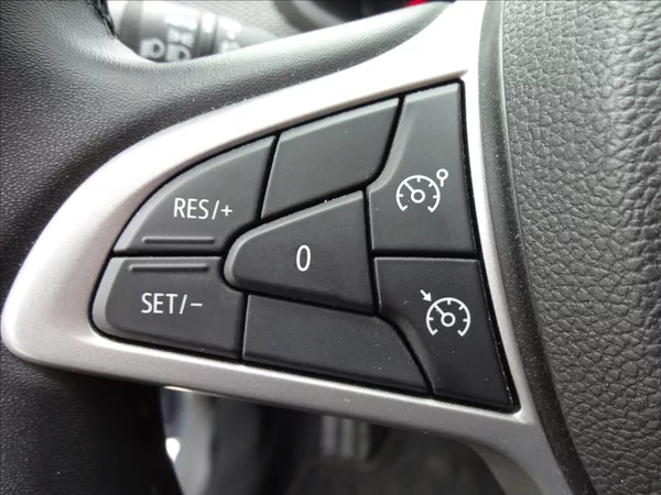Dacia Sandero 1,0 TCe 67kW - foto 42