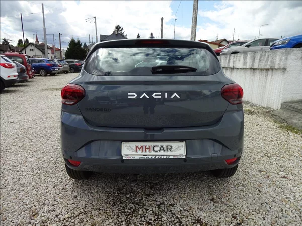 Dacia Sandero 1,0 TCe 67kW - foto 6