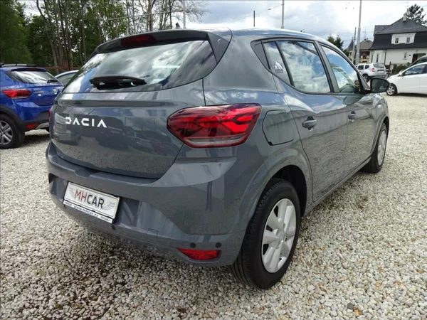 Dacia Sandero 1,0 TCe 67kW - foto 7