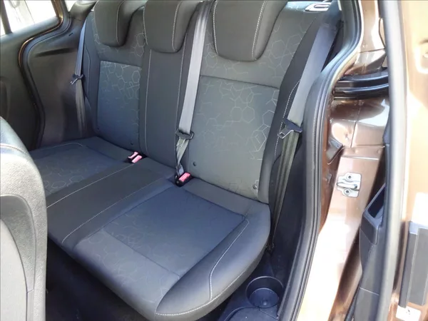 Ford B-MAX 1,0 i 74kW - foto 21