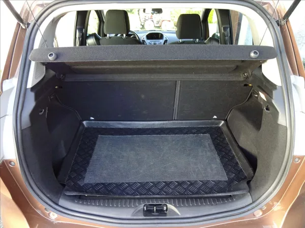 Ford B-MAX 1,0 i 74kW - foto 22