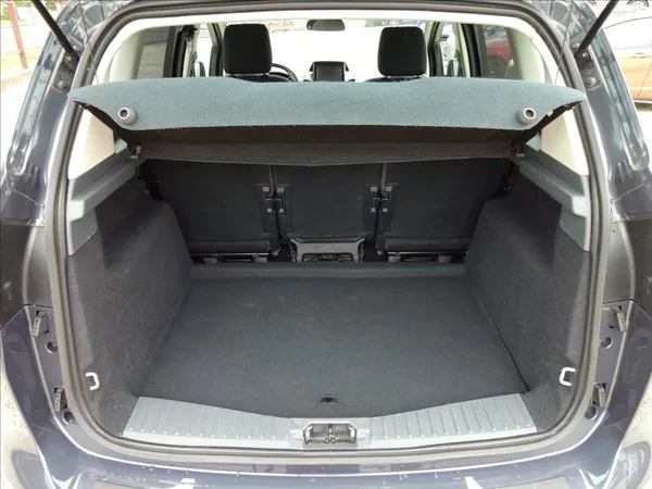 Ford C-MAX 2,0 TDCi 103kW AUTOMAT - foto 24