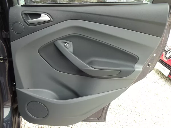 Ford C-MAX 2,0 TDCi 103kW AUTOMAT - foto 27
