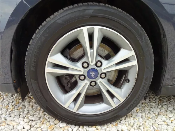 Ford C-MAX 2,0 TDCi 103kW AUTOMAT - foto 46