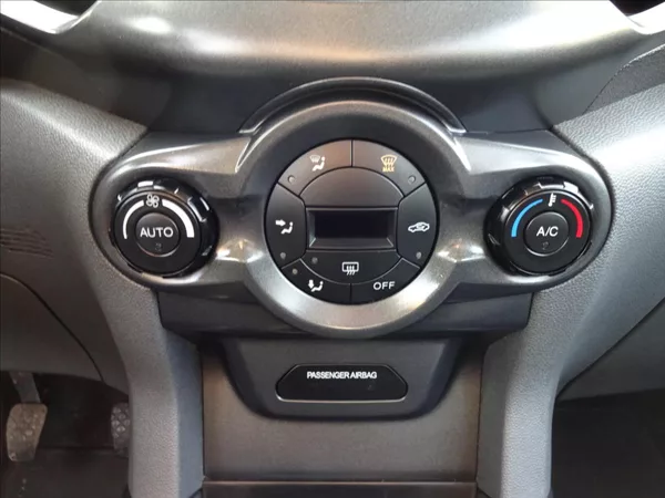 Ford EcoSport 1.0 EcoBoost 92kW - foto 36